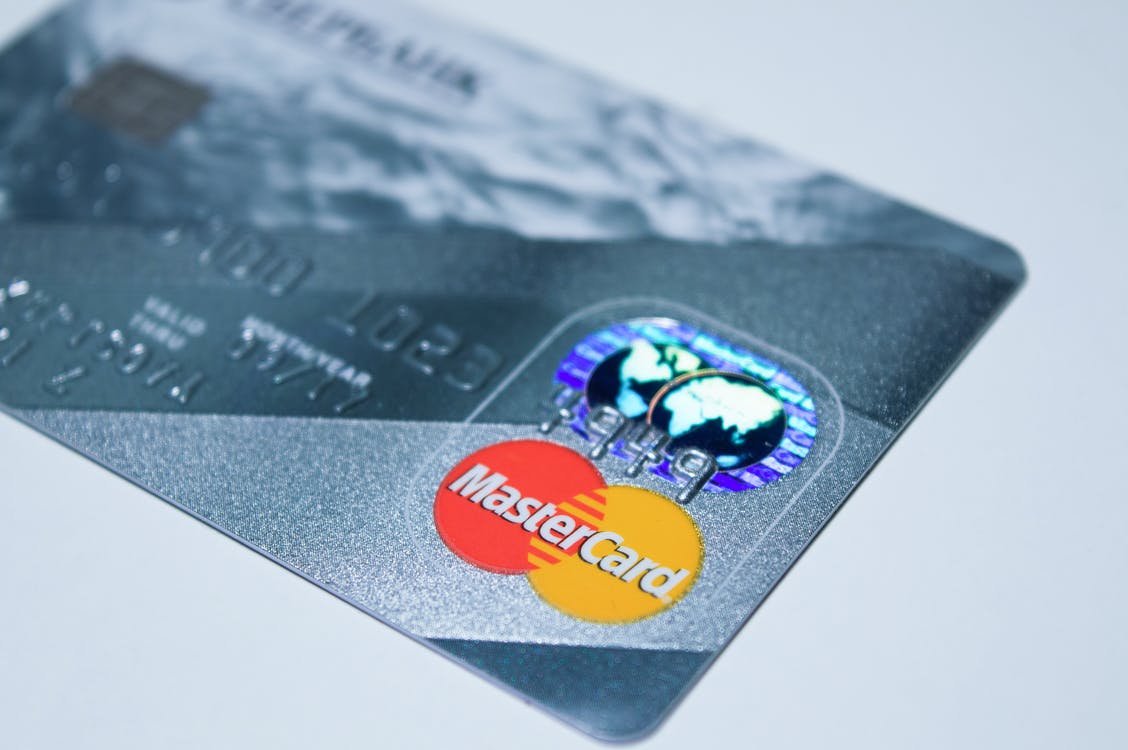 credit card disadvantages and advantages